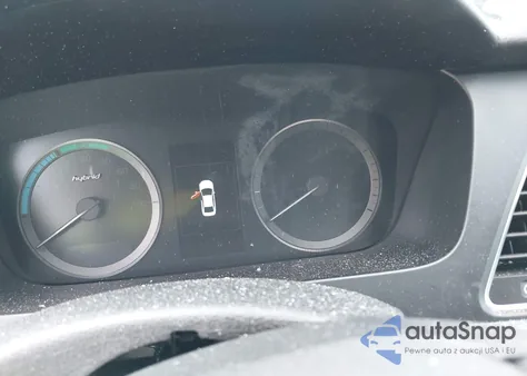 2016 Hyundai Sonata Hybrid Limited from USA, damaged, VIN KMHE34L18GA015791